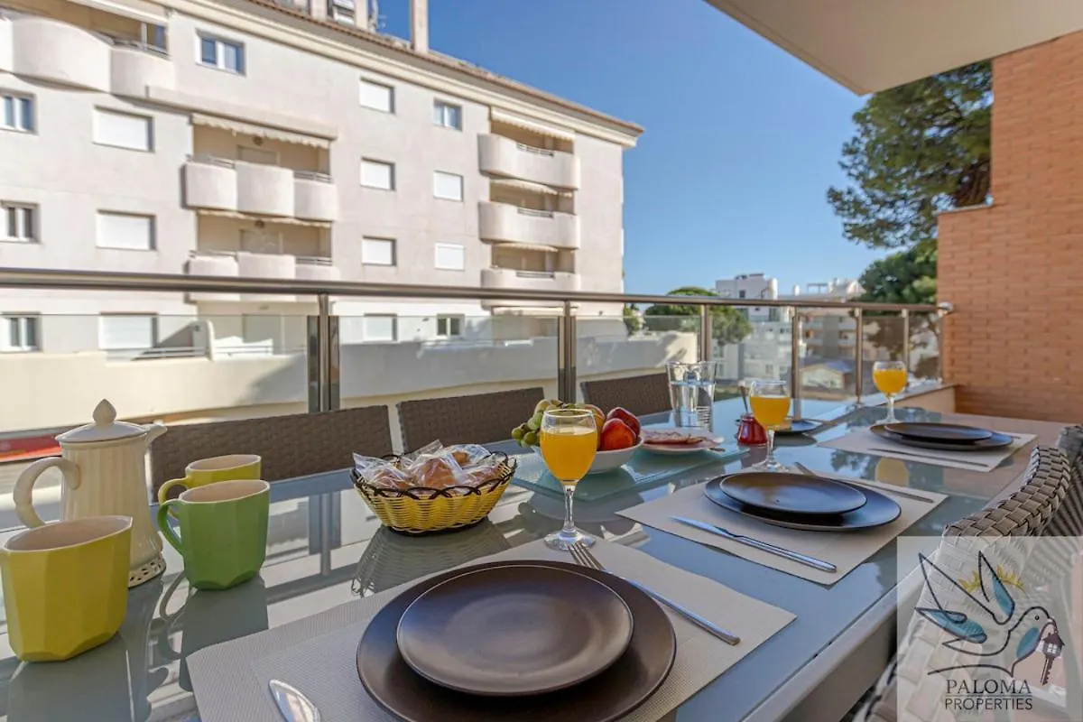 Apt Of 2Bdr With Excellent Location 베날마데나코스타 0*,  스페인