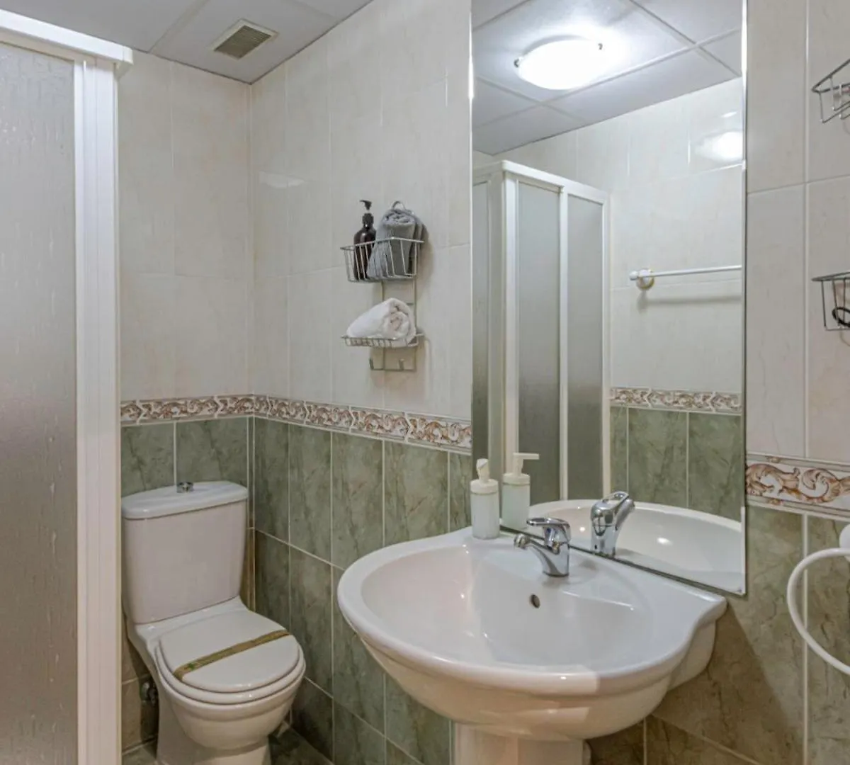 Apt Of 2Bdr With Excellent Location 베날마데나코스타 아파트